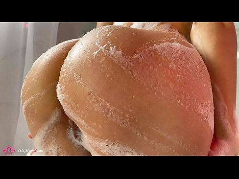 ❤️ Brunette pussy bibragailuarekin masturbatzen du dutxan orgasmo bizia lortzeko Sluts %eu.3dhentaix.ruan